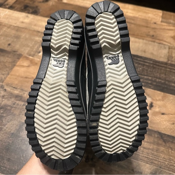 Sorel Tivoli High II Snow Boots - Picture 6 of 9